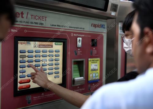 LRT LALUAN KELANA JAYA KEMBALI BEROPERASI