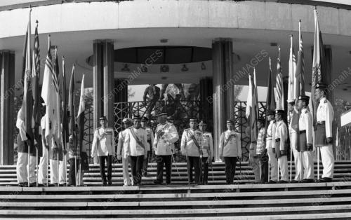 KL08_15012015_HARI_PAHLAWAN