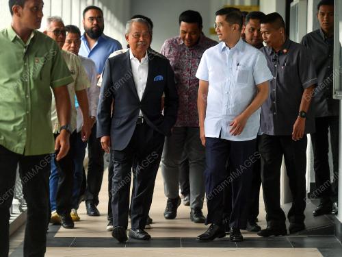 TAN SRI MUHYIDDIN MOHD YASSIN