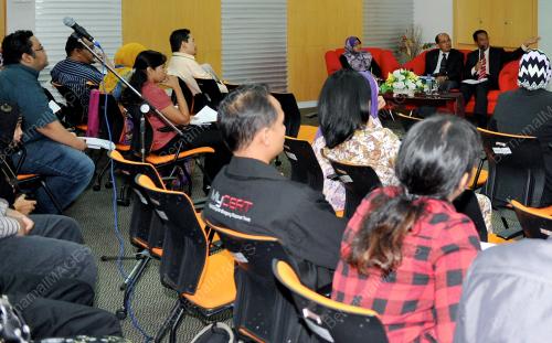 DATUK HUSIN JAZRI