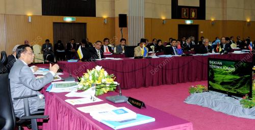 KL08_15072013_ISMAIL_EXCO