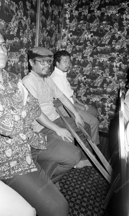 KL08_15081984_GAPENA