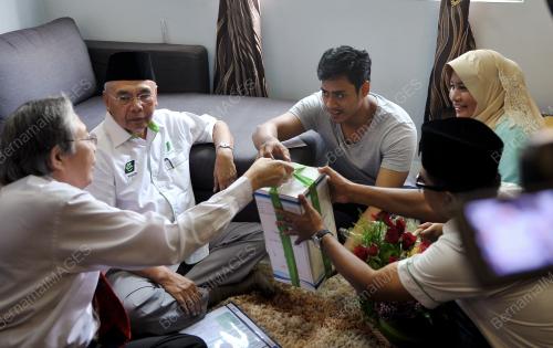 KL08_15102015_LAWAT