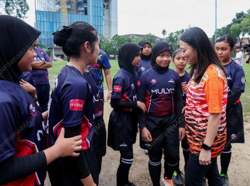 HANNAH YEOH
