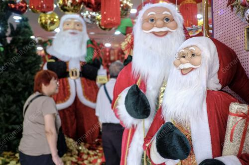 TINJAUAN PERSIAPAN HARI NATAL