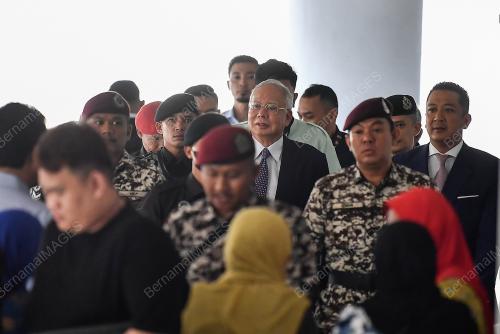 DATUK SERI NAJIB TUN RAZAK