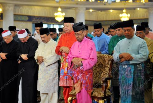 KL08_17072015_AGONG