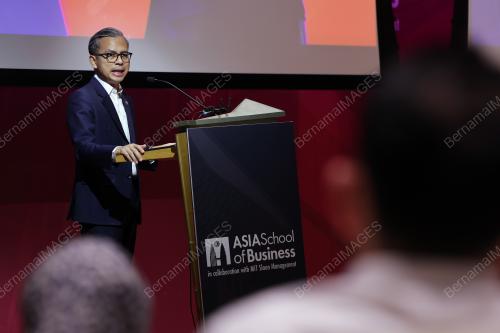 FAHMI FADZIL