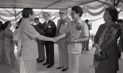 DR. MAHATHIR MOHAMAD