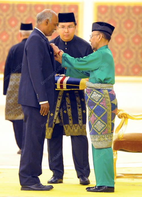 KL08_17122015_KMN_AGONG