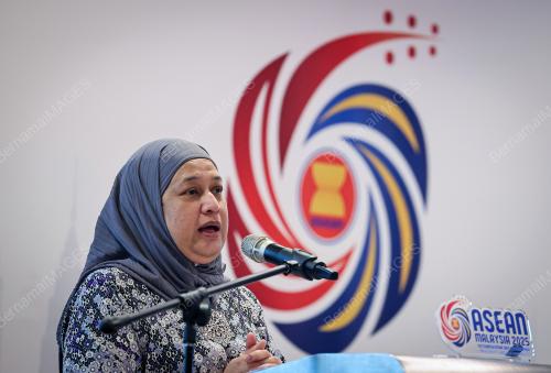 DATUK ZANARIAH ZAINAL ABIDIN