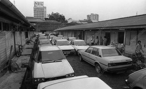 KL08_18022015_SENDIKET_KERETA