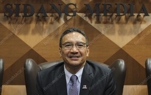 KL08_18042017_PARLIMEN