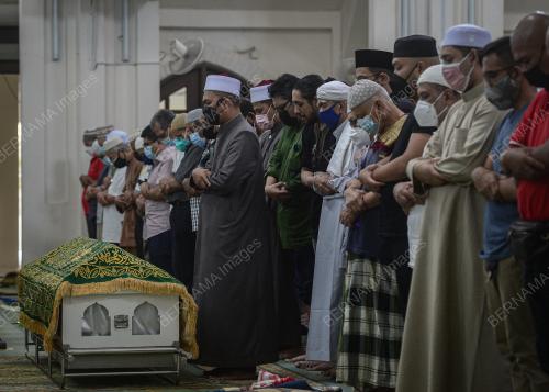 ALLAHYARHAM DR WAN ZAWAWI WAN IBRAHIM
