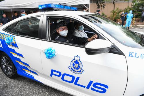DATUK SERI MAZLAN LAZIM