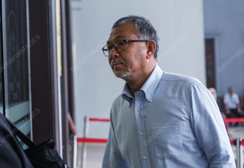 DATUK SERI AZLAN MAN