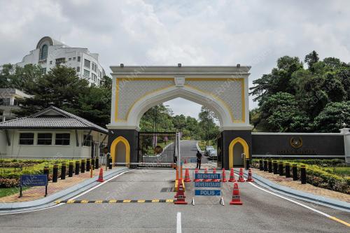 KL08_18082021_PINTU_ISTANA_BN202108170889