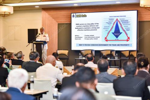 TAN SRI DR ZULHELMY ITHNAIN
