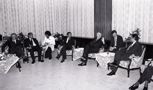 DISEMBER 1982