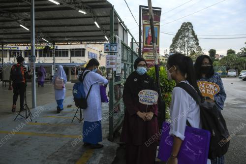 TINJAUAN HARI PERSEKOLAH