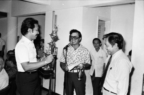 LING LIONG SIK