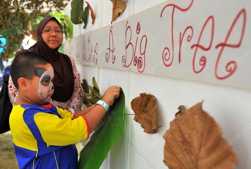 SAMBUTAN HARI BAPA