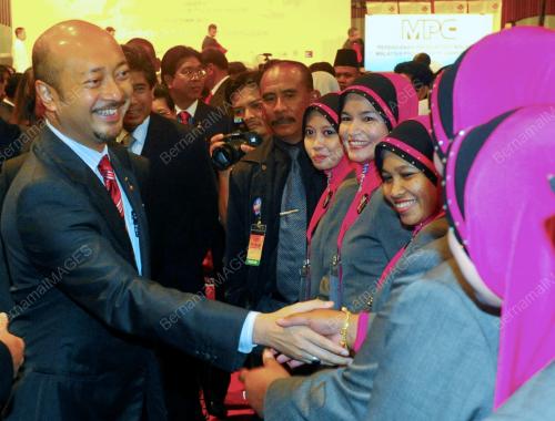 DATUK MUKHRIZ TUN MAHATHIR