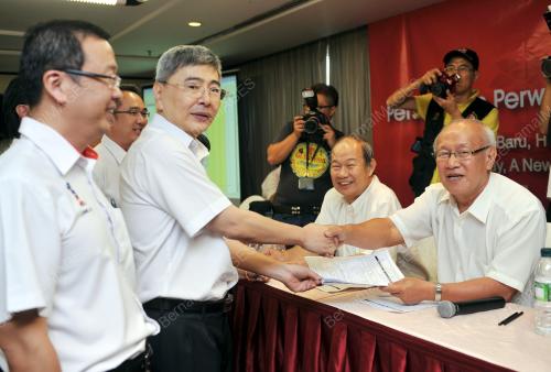 KL08_19102013_GERAKAN