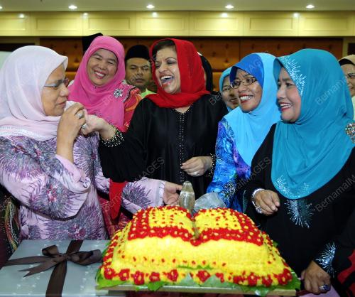 SHAHRIZAT ABDUL JALIL