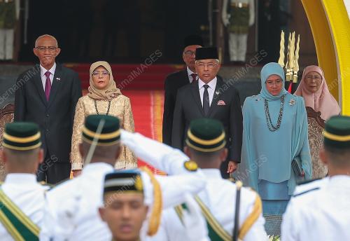 AL-SULTAN ABDULLAH RI'AYATUDDIN AL-MUSTAFA BILLAH SHAH