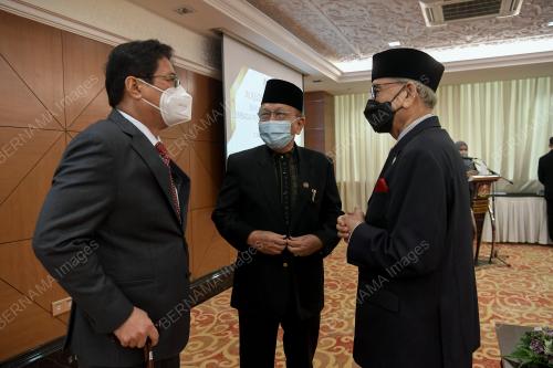 TAN SRI DR RAIS YATIM