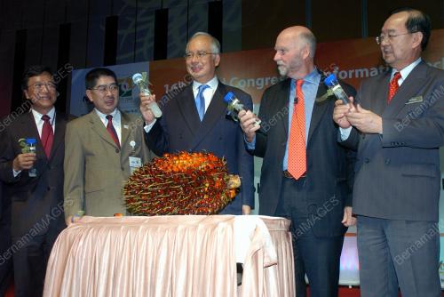 MOHD NAJIB TUN RAZAK