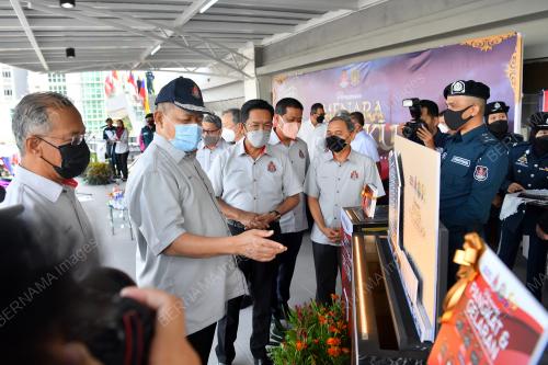 DATUK SERI DR SHAHIDAN KASSIM