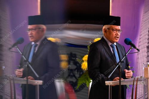 DATUK SERI HAMZAH ZAINUDIN