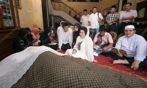 ROSMAH MANSOR