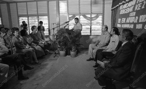 KL08_23022015_ANWAR_RASMI