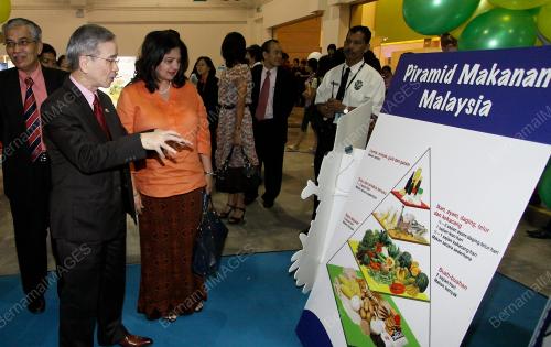 BULAN PEMAKANAN SIHAT MALAYSIA 2011