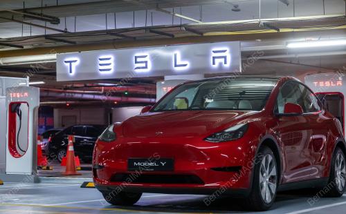 TESLA SUPERCHARGER