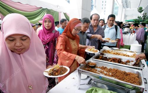 ISMAIL SABRI YAAKOB