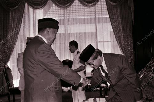 SULTAN SALAHUDDIN ABDUL AZIZ