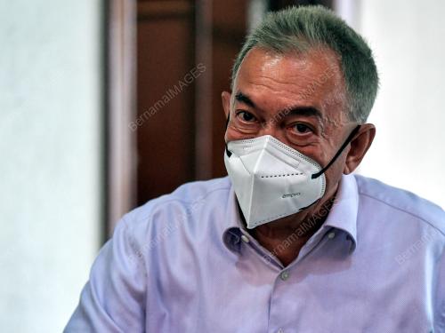 DATUK MOHAMED NIZAM RAZAK