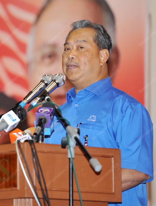 TAN SRI MUHYIDDIN YASSIN