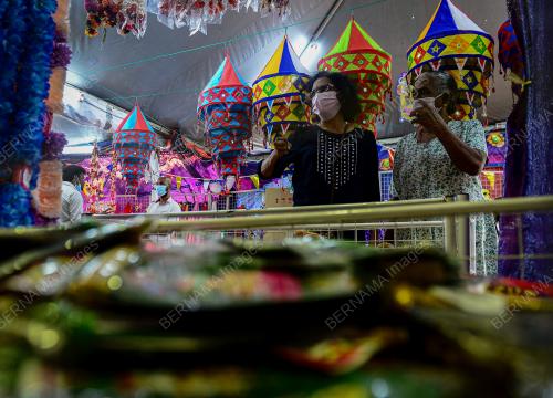 PERSIAPAN DEEPAVALI