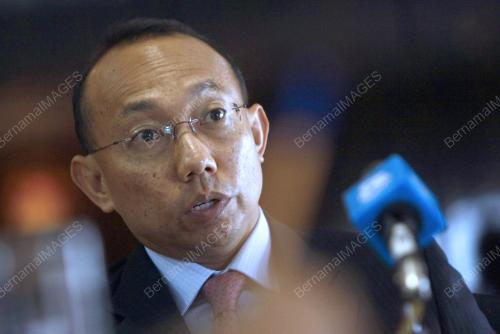 YUSLI MOHAMED YUSOFF