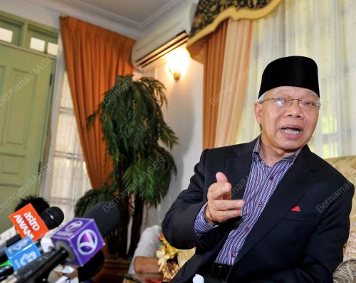 DATUK DR HASSAN ALI