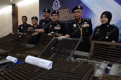 KL08_25012019_POLIS