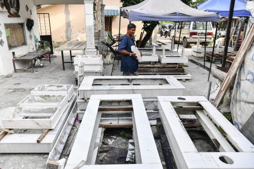 PEMBUAT KEPOK KUBUR