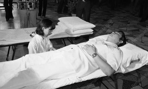 DR. LING LIONG SIK