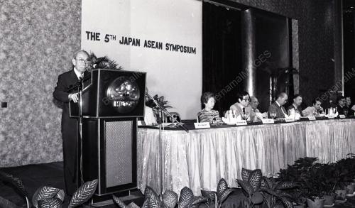 DR. MAHATHIR BIN MOHAMAD