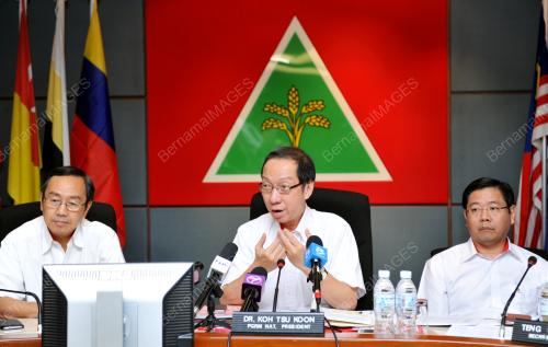 KL08_25082012_GERAKAN